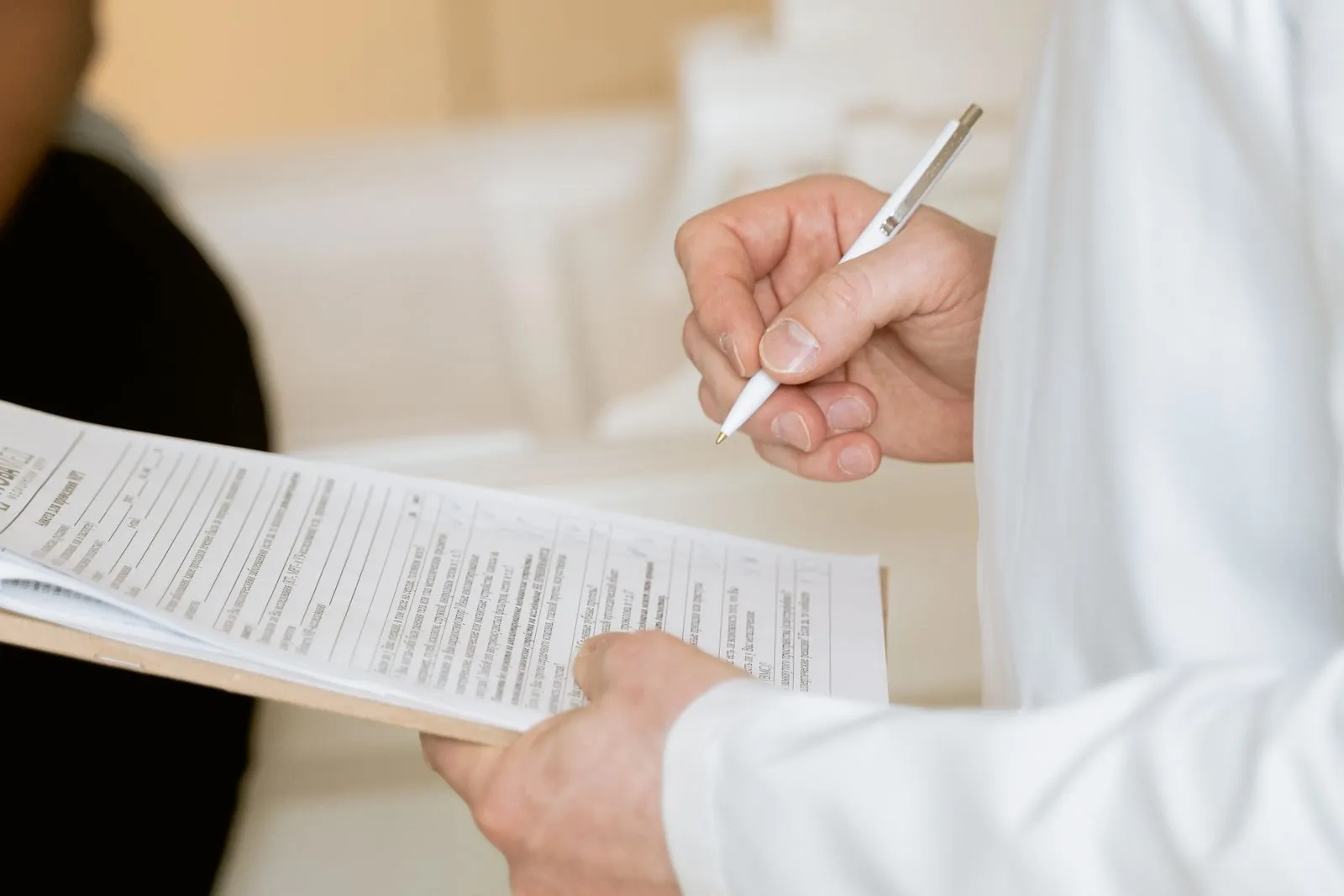 Common Symptoms After a Car Accident